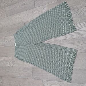 Max Studio London Green Pattern Pants